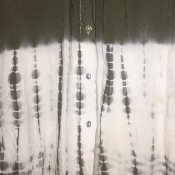 Olive Green Dip-Dye Tye-Dye Button-Down Shirt - Picture 3 of 7